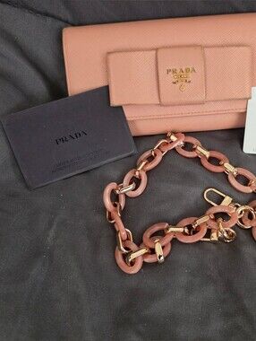 AUTHENTIC Prada Pink Orchid Saffiano Leather Wallet